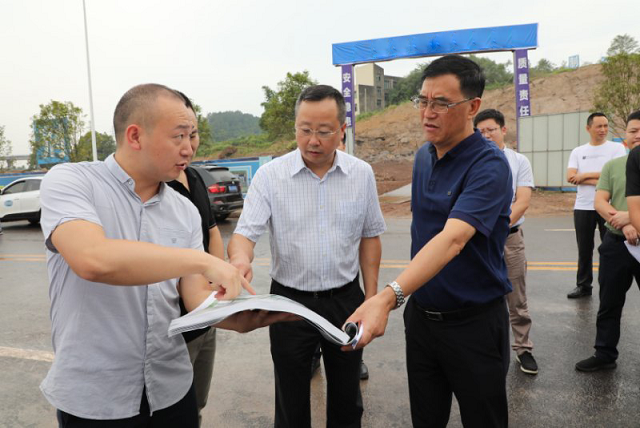 達(dá)州市委副書記、市長郭亨孝深入中國供銷西南冷鏈物流達(dá)州基地調(diào)研