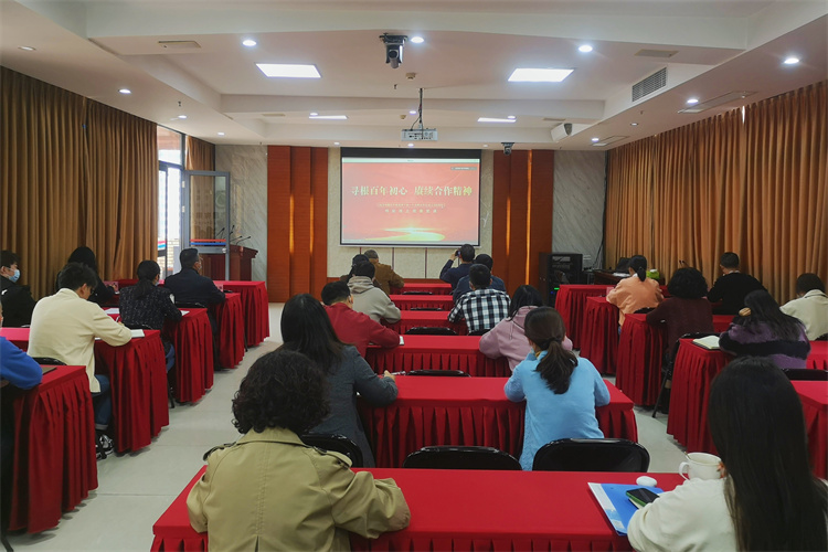 1665716578682349.jpg 集團(tuán)公司黨委開(kāi)展“葆百年合作初心、喜迎黨的二十大”10月主題黨日活動(dòng) (1)(1).jpg